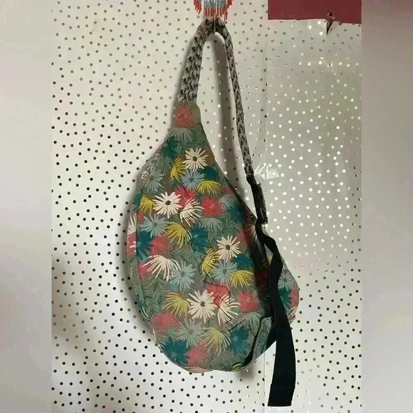 Kavu Backpack - Picture 6 of 7